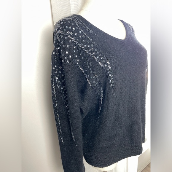 Vintage Le Chois Embellished Beaded Black Angora Wool & Silk Sweater Medium - Picture 2 of 10
